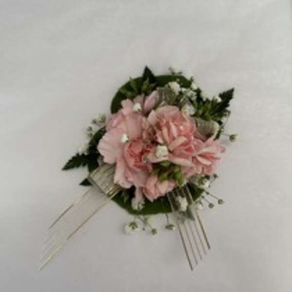 5 MINI CARNATIONS CORSAGE