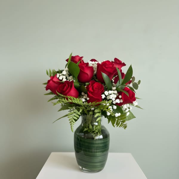 Classic 12 Red Rose Vase Arrangement