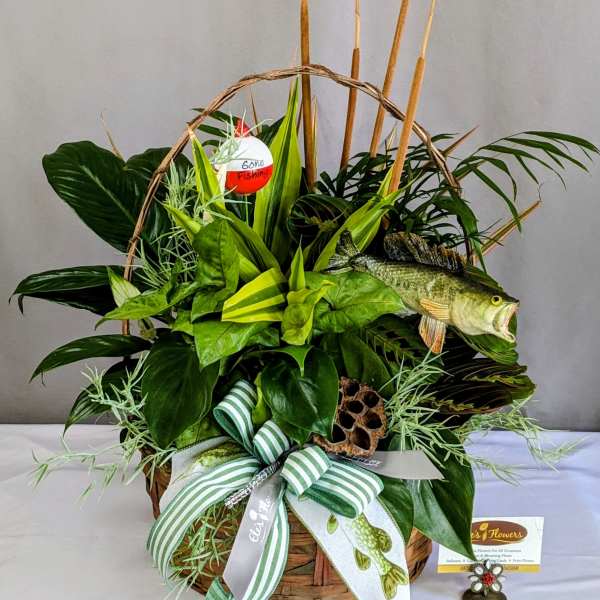 Gone Fishin' Dish Garden - 12" Basket