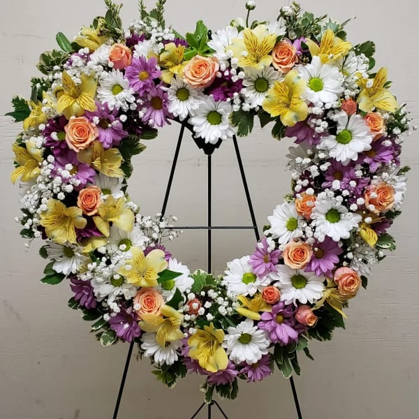 [TT-ANC120]: SPRING HEART WREATH ON EASEL