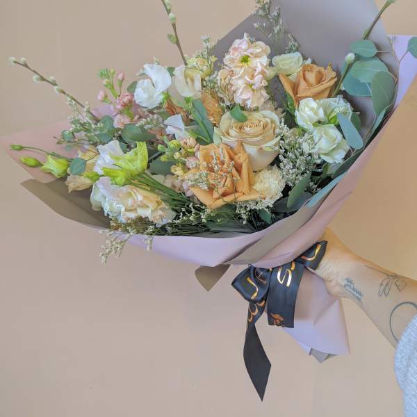 Premium Hand Tied Bouquet- Pastel&Neutrals
