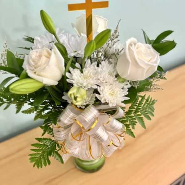 All white Sympathy flower arrangement