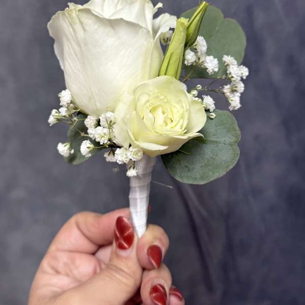 White rose lisianthus boutonnière