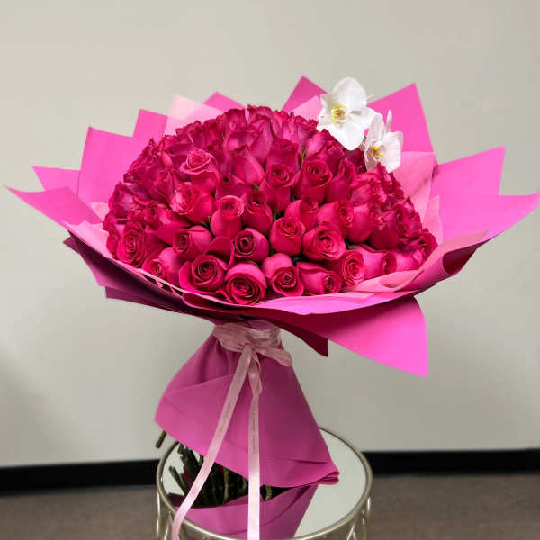 100 Roses and orchids Signature handheld bouquet