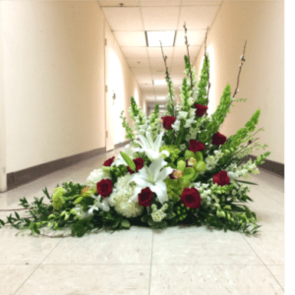 EXQUISITE TRIBUTE ARRANGEMENT