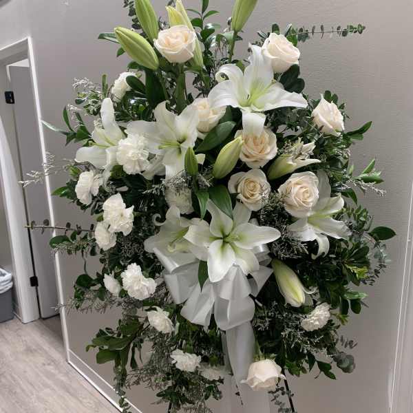 Serenity Round Spray