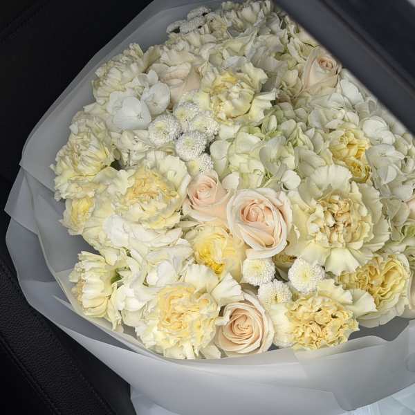 Ivory Lumière Bouquet