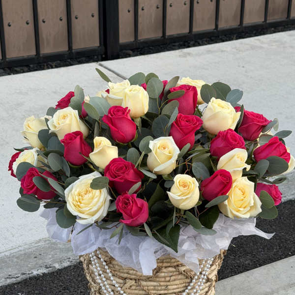 Tender Basket for the First Year of Married Life with Pink and White Roses