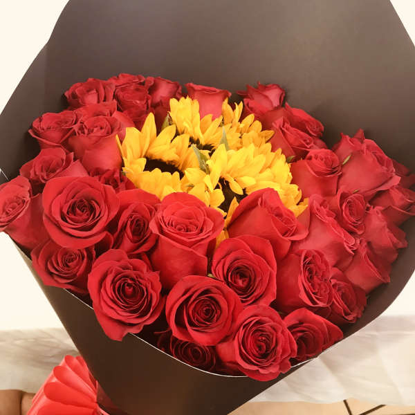 2 DOZEN RED ROSES BOUQUET