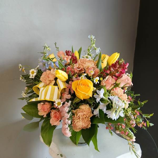 #704 Designer's Choice Vase Arrangement
