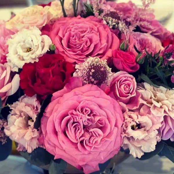 Pink and white rose bouquet with mixed blooms