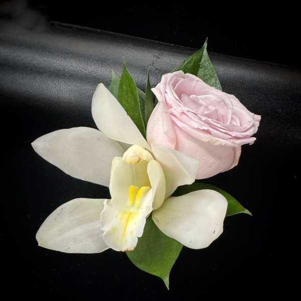 Men's Boutonniere- pin on