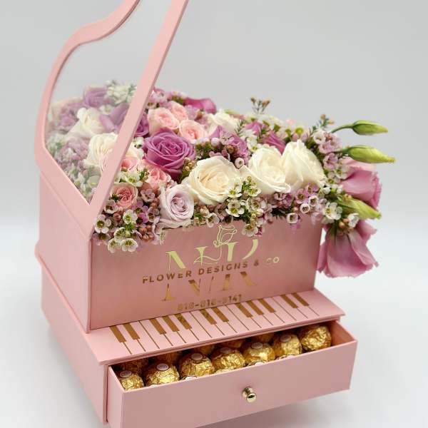 Piano Flower Box With Chocolate!