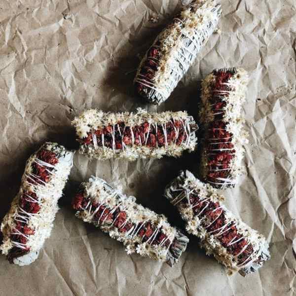 BOTANICAL Smudge Stick Red