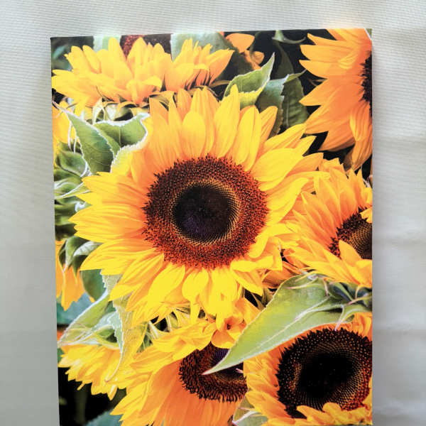 Sunflower bouquet with bright yellow petals and dark centers