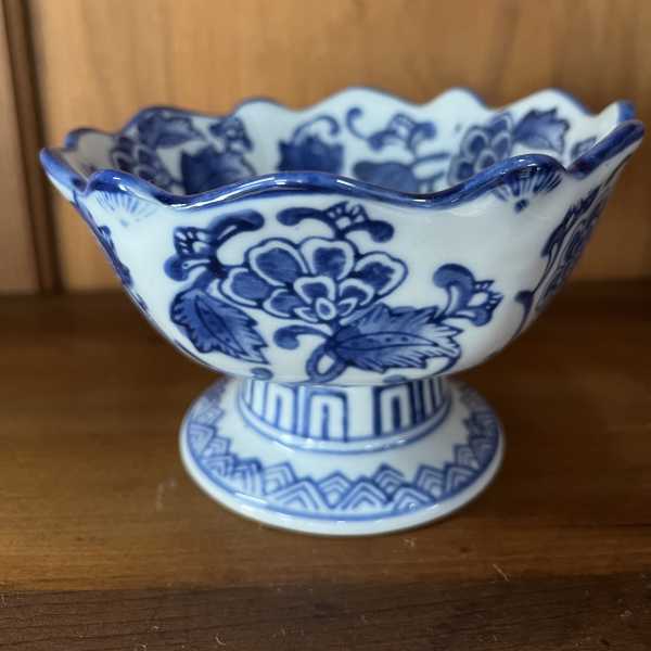 Chinoiserie Pedestal Bowl