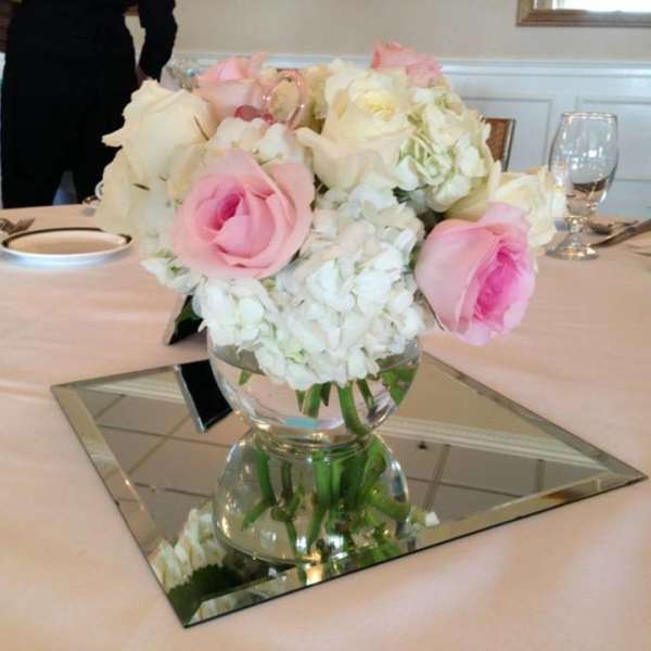 CELEBRATE THE DAY Fresh Flowers