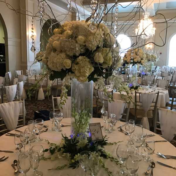 Just For You Day Special Centerpiece From Roma Florist