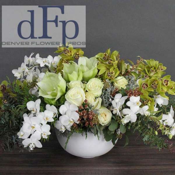 Exquisite Green and White flower Arrangement