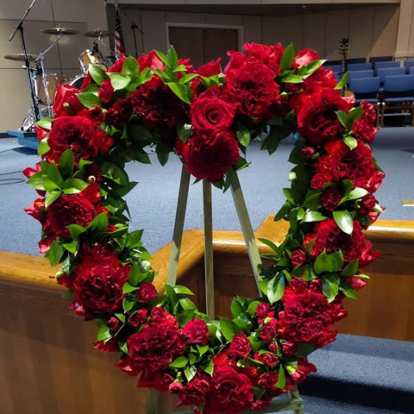 Heart Standing Spray