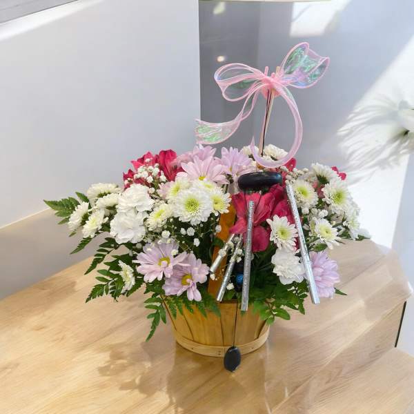 Soft Pink Basket With Windchime