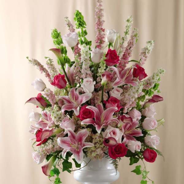 FTD Solemnity Arrangement