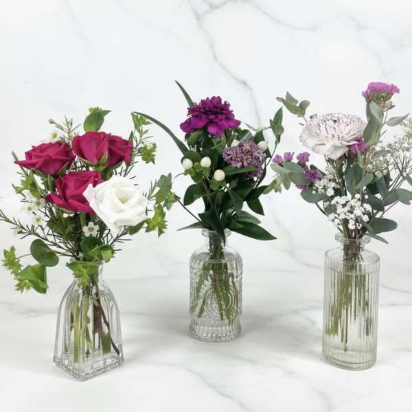 FLIGHT OF MINI VASES