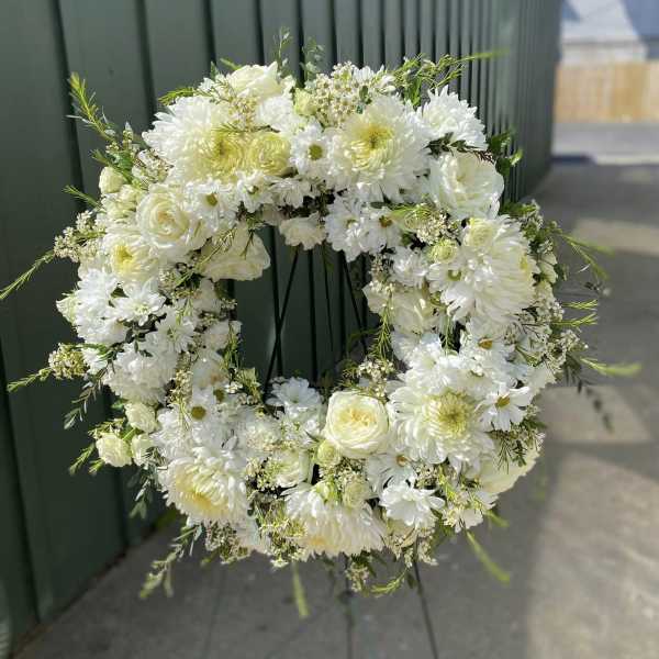 Call to order - Sympathy Easel - Wreath Shape