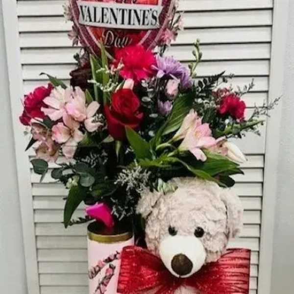Mixed bouquet with a teddy bear and Valentine sign