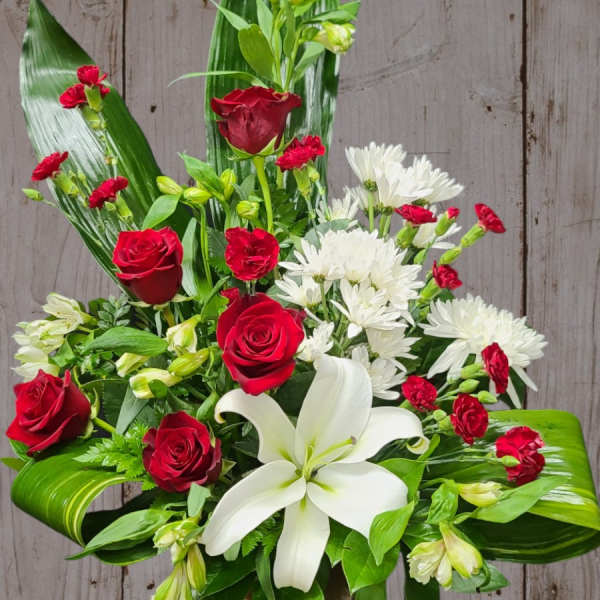 Modern Funeral Urn Red & White