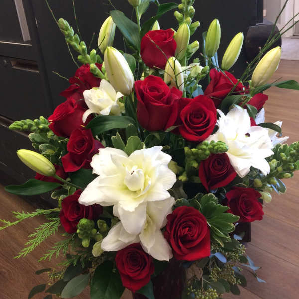 Stunning Rose and Lily Bouquet