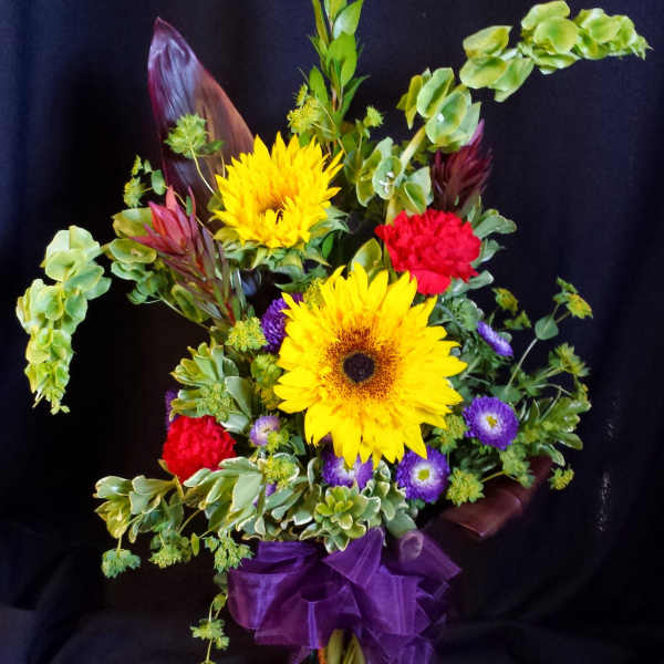 Birthday bright bouquet small Cylinder