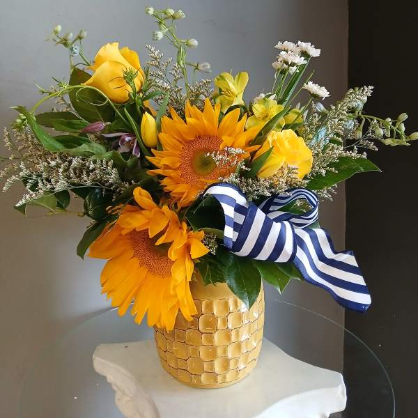 #753 Designer's Choice Vase Arrangement