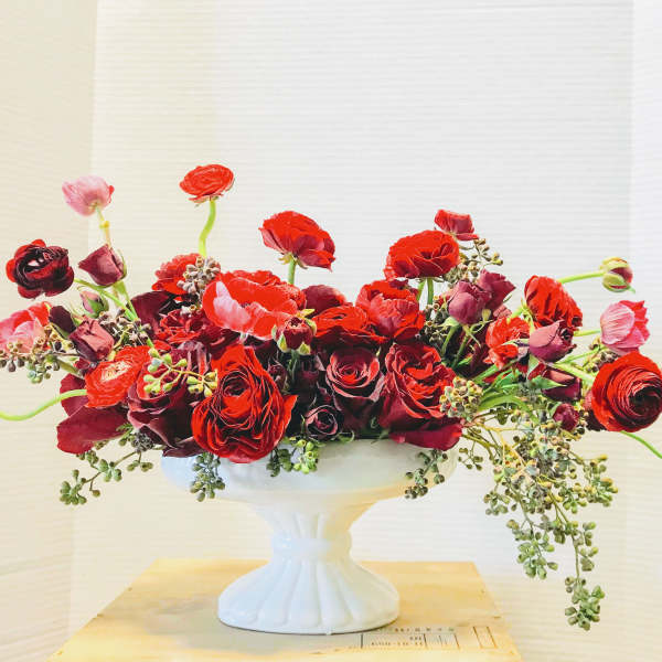 Love up on a pedestal