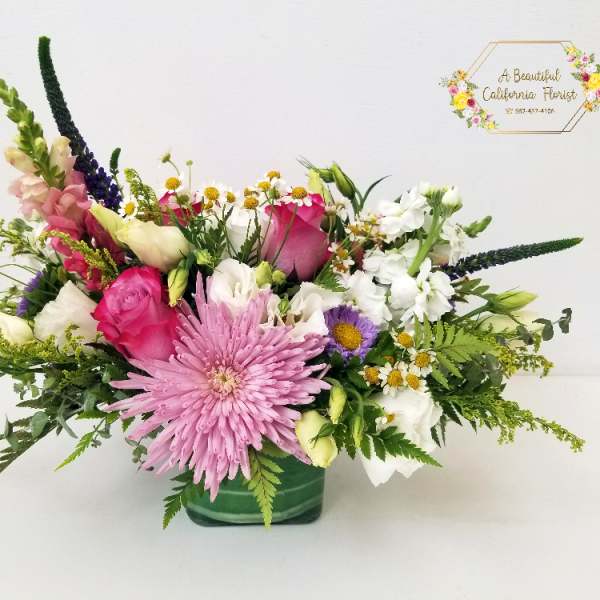 Long Beach Garden Arrangement - Fresh, wild and fun