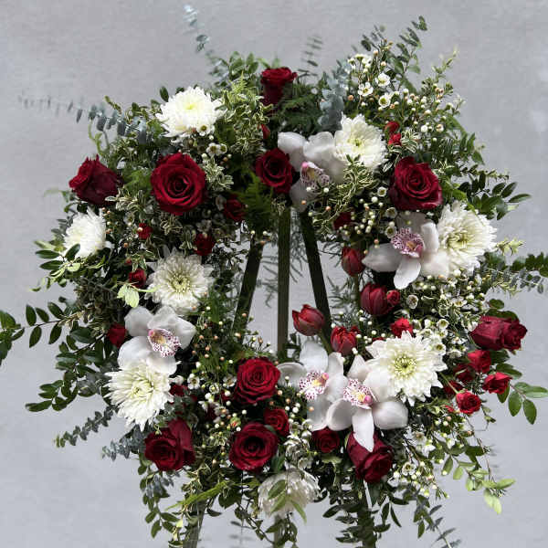 Faithful & Organic Wreath