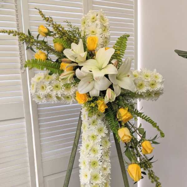 In Our Prayers Standing Spray