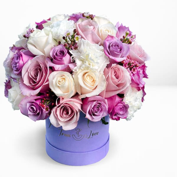 Box Mix flowers Roses