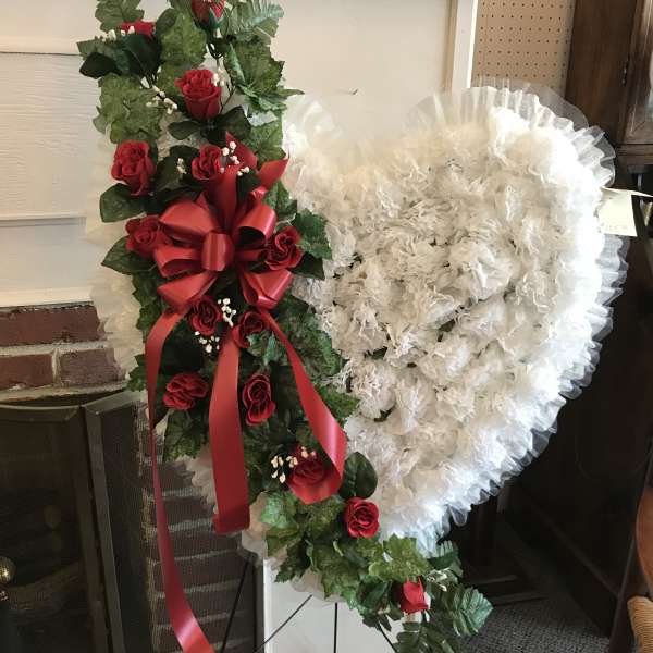 Silk Standing Heart with Red Roses