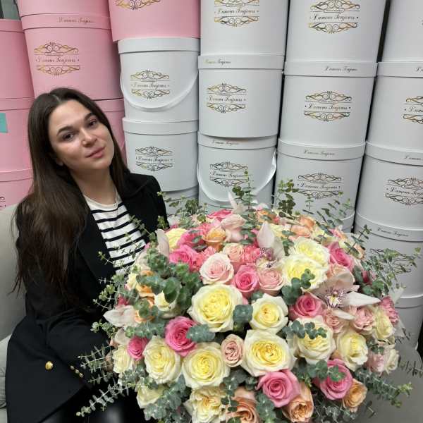 Summer Nights Signature Box