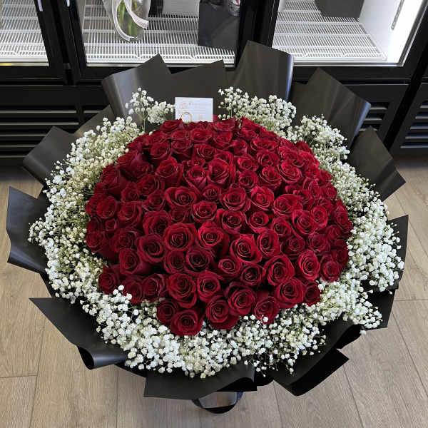 99 stems roses bouquet