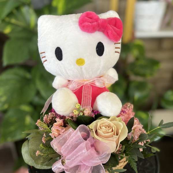 Hello Kitty Basket Floral