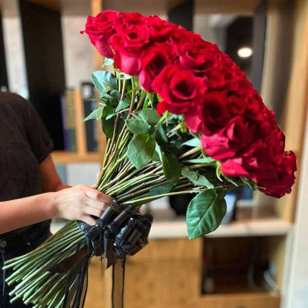 Elegant Naked Bouquet