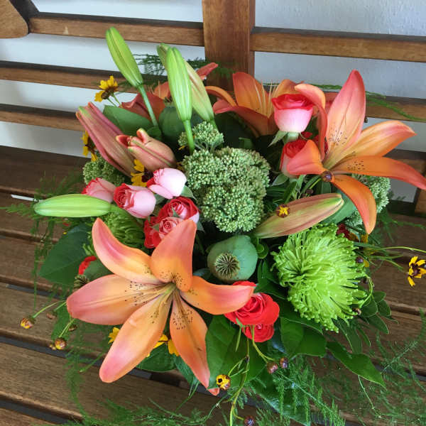 Lily Rose Centerpiece