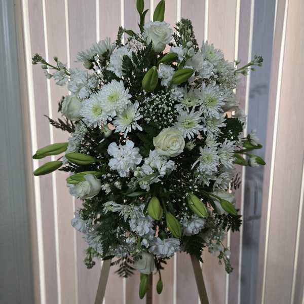 White standing spray