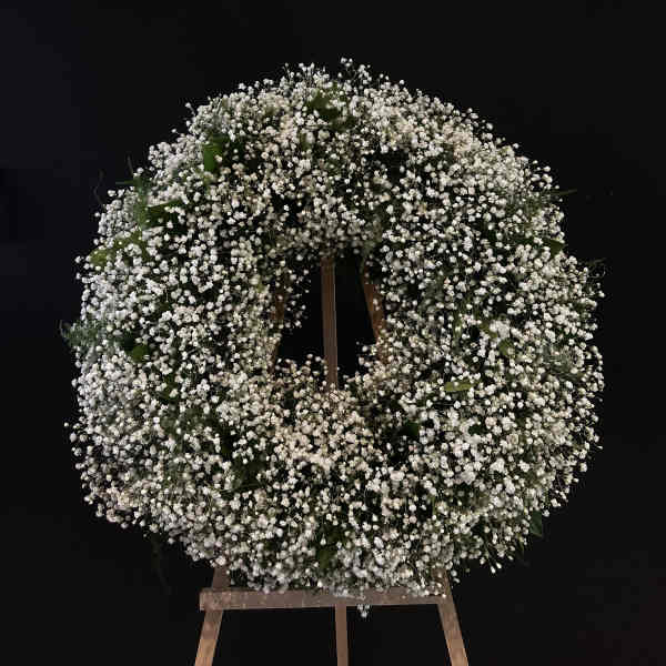 Elizabethan Wreath