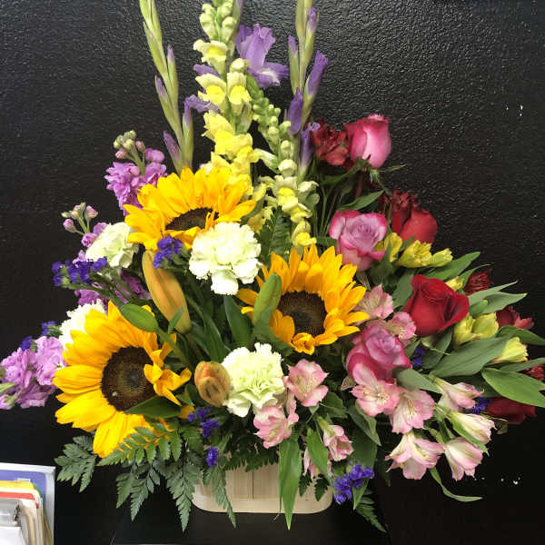 Roses and mix flowers basket