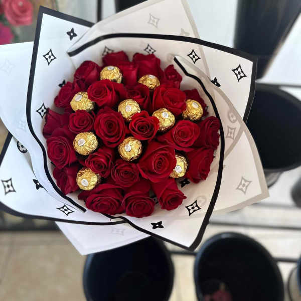 ramo buchon and chocolate