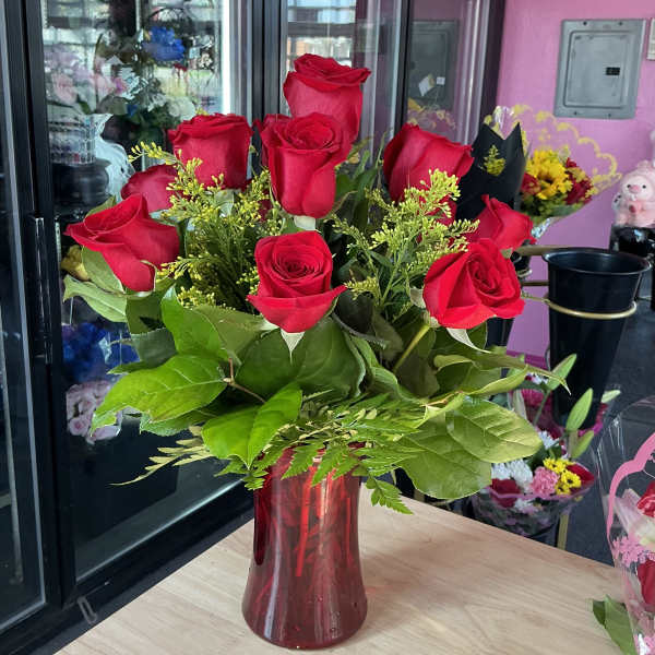 1 Dz Red Roses Vase