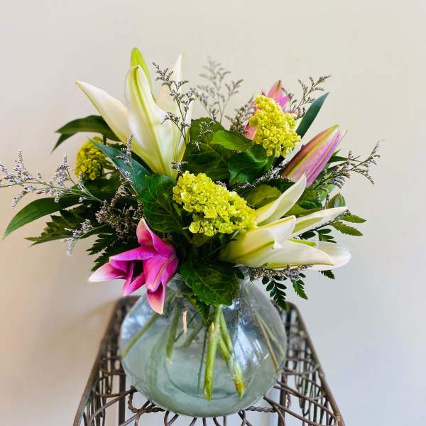 Sweetly Stunning Lily Bouquet